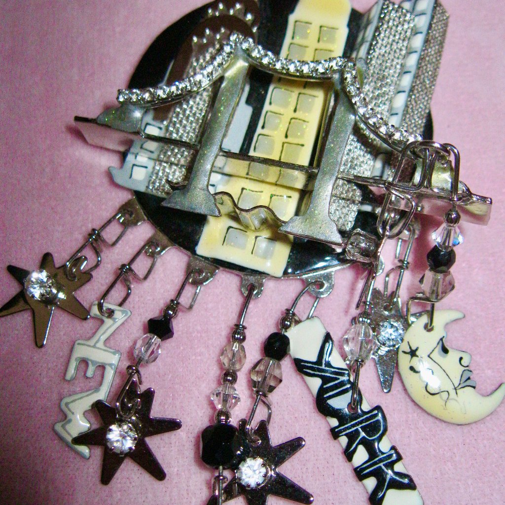 Lunch At The Ritz New York City Lights Skyline Brooch/Pendant-Pre Owned